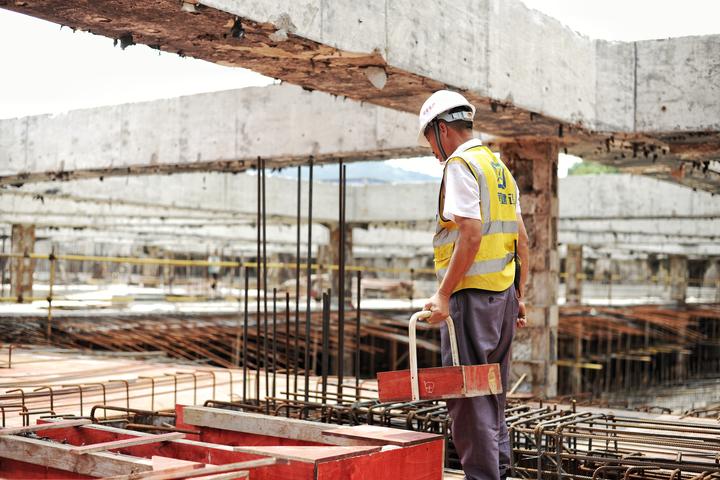 手术无影灯在手术过程中的方向是如何变化的“kaiyun网页登录入口”(图3) kaiyun网页登录入口