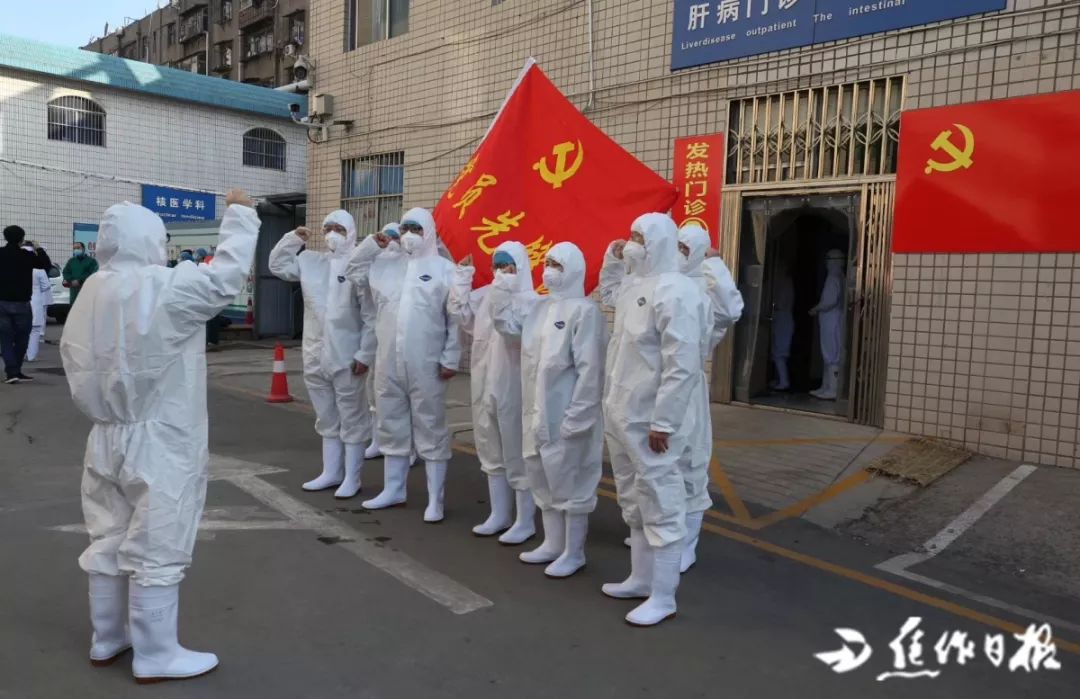 kaiyun开云官方在线登录_夏天到:男宝包皮手术大热预约已到10月浙医儿院开出外科夜门诊(图3) kaiyun开云官方在线登录