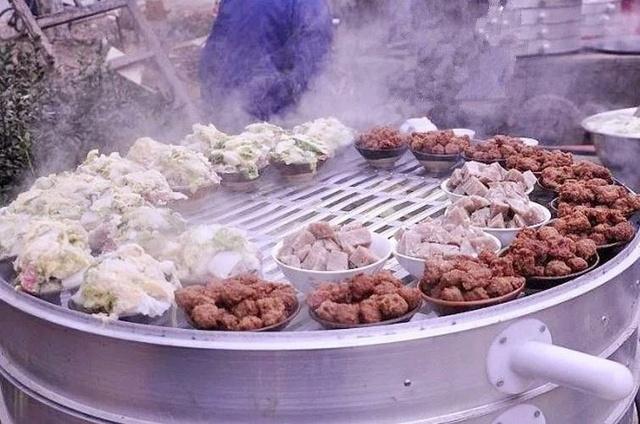 kaiyun网页登录入口-新密市刘寨镇初级中学:春风送暖书香飘(图3) kaiyun网页登录入口